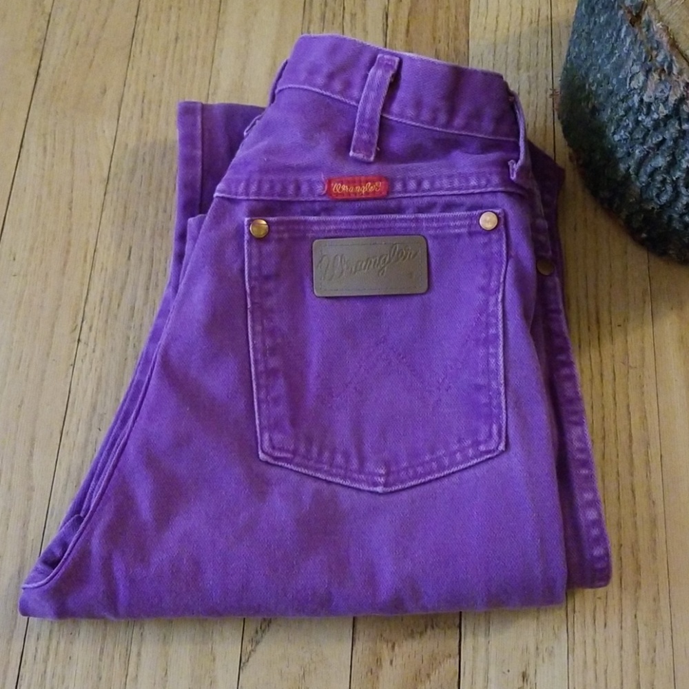 *RARE* 80s VINTAGE HIGH WAISTED PURPLE WRANGLER